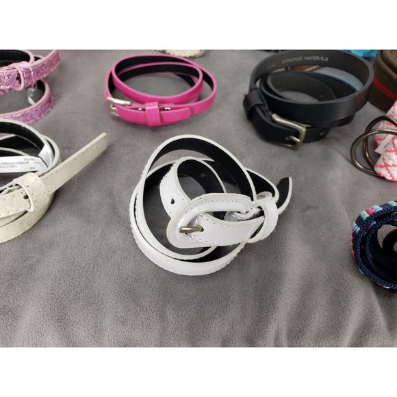 Lot Of 20 Kid Sizes Small And Medium Various Brands Belts - Picture 11 of 16